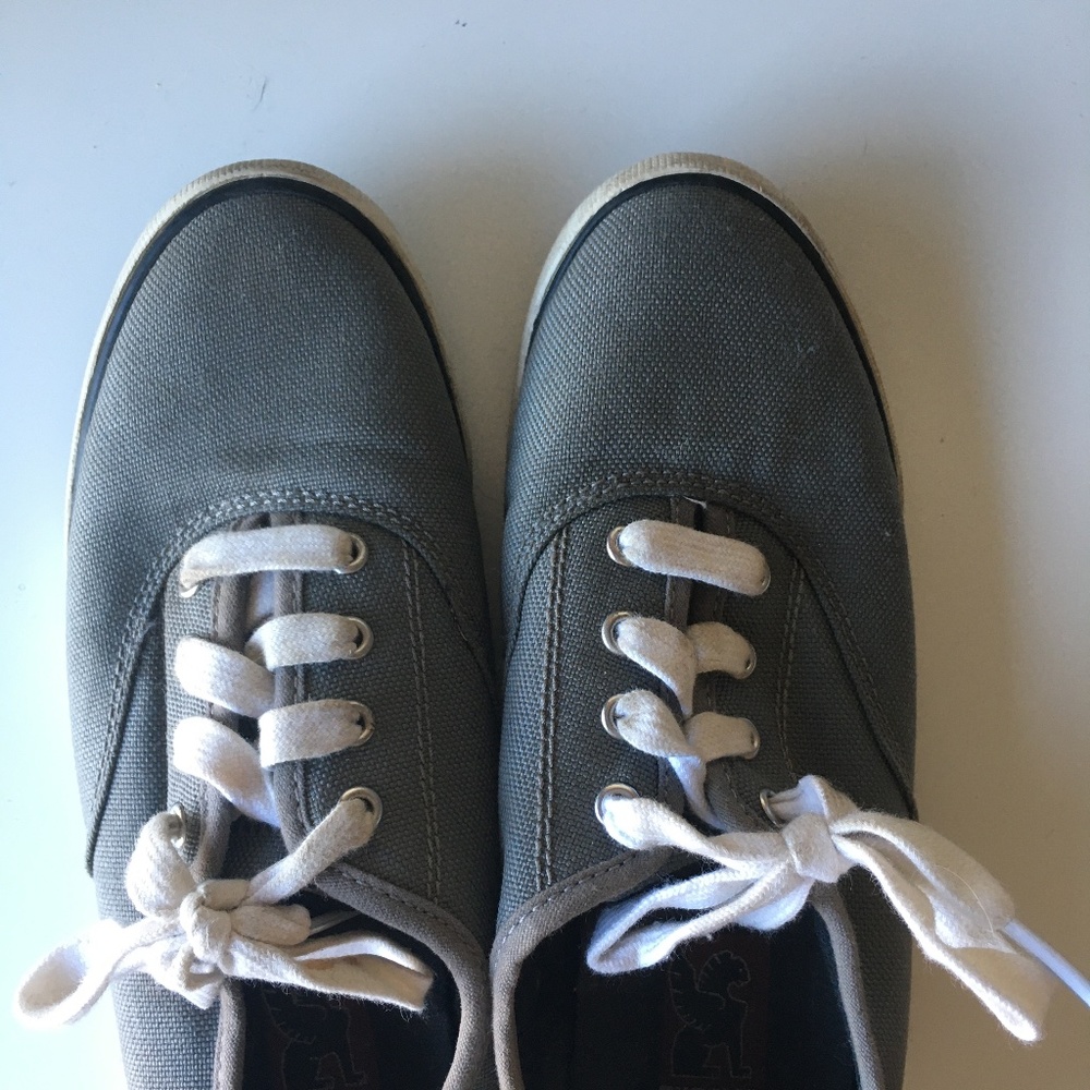 Chrome grey biking sneakers